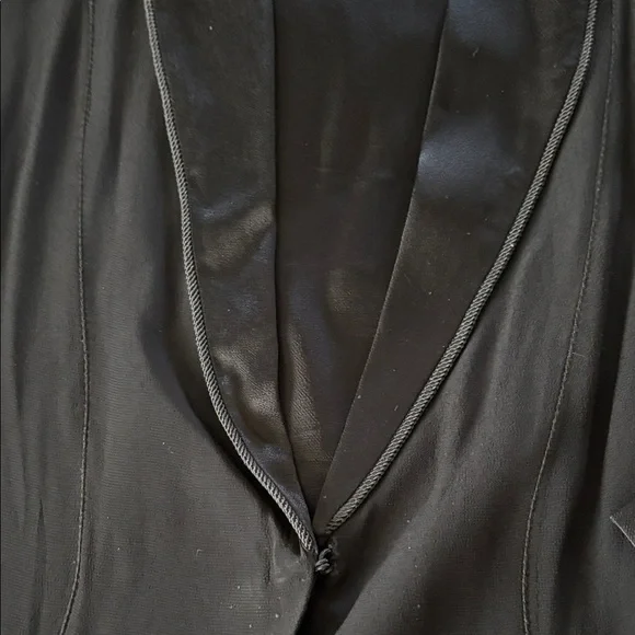Vintage Women's Black Satin-Trim Blazer Jacket - Picture 4 of 11